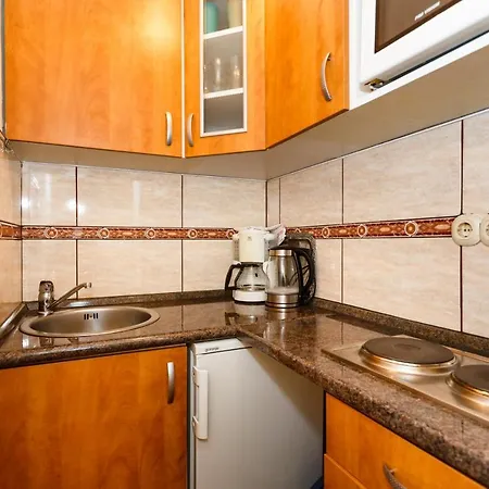 Apartmani Mili Malinska Exteriör bild