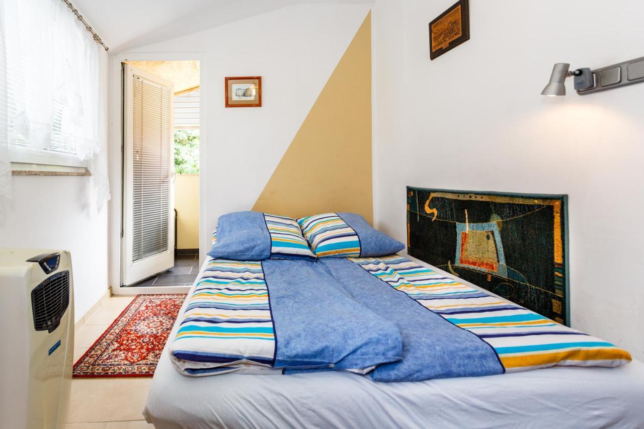 Mili Apartment *